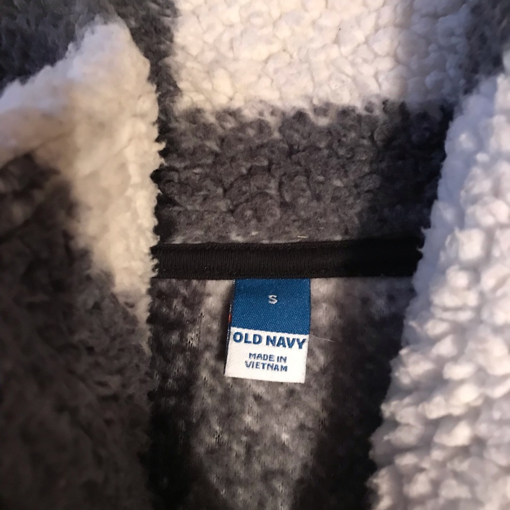 Fleece Oversized Pullover - Picture 3 of 3